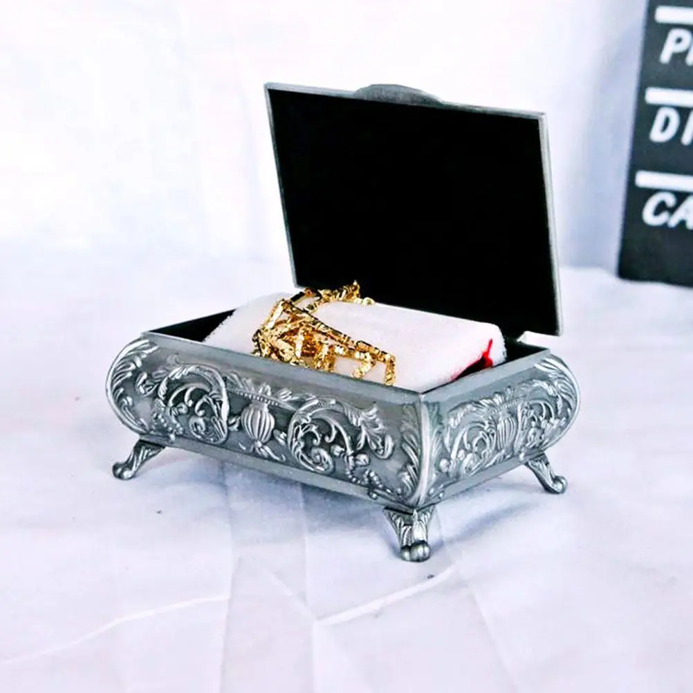 Premium Embossment Jewelry Box Alloy Storage Jar for Delicate Accessories Multifunctional Decorative Jar Desktop Adorn Rings
Premium Embossment Jewelry Box Alloy Storage Jar for Delicate Accessories Multifunctional Decorative Jar Desktop Adorn Rings