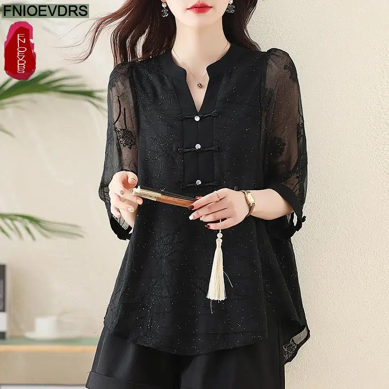 Loose Clothes Women 2025 Summer Short Sleeve Office Lady V Neck Black Blouse Button Retro Vintage Lady Shirts Tunic Peplum Tops
Loose Clothes Women 2025 Summer Short Sleeve Office Lady V Neck Black Blouse Button Retro Vintage Lady Shirts Tunic Peplum Tops