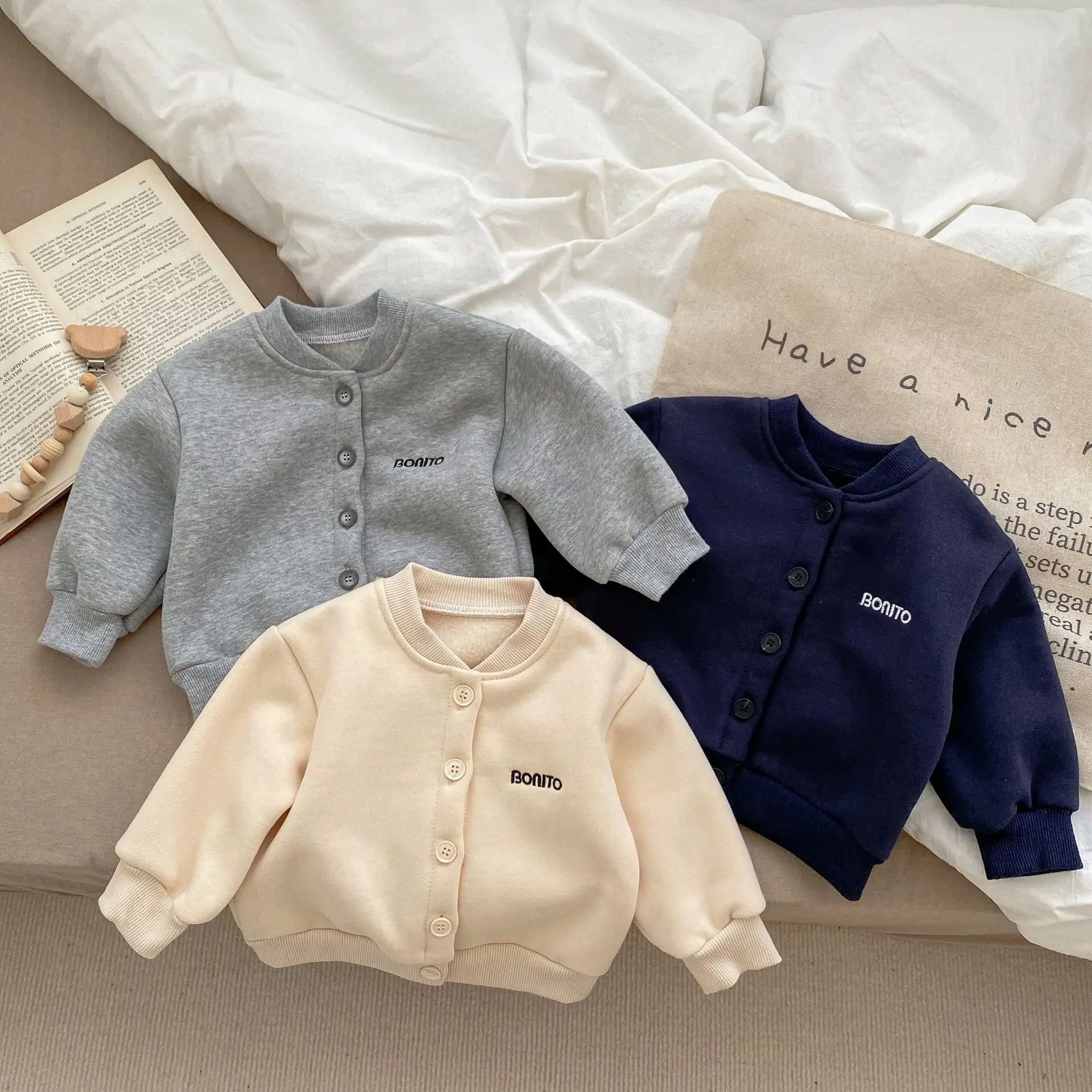 2024 Autumn Winter New Baby Boy Warm Coat Infant Letter Embroidery Cotton Jacket Girls Casual Cardigan Sweatshirt Kids Clothes
2024 Autumn Winter New Baby Boy Warm Coat Infant Letter Embroidery Cotton Jacket Girls Casual Cardigan Sweatshirt Kids Clothes