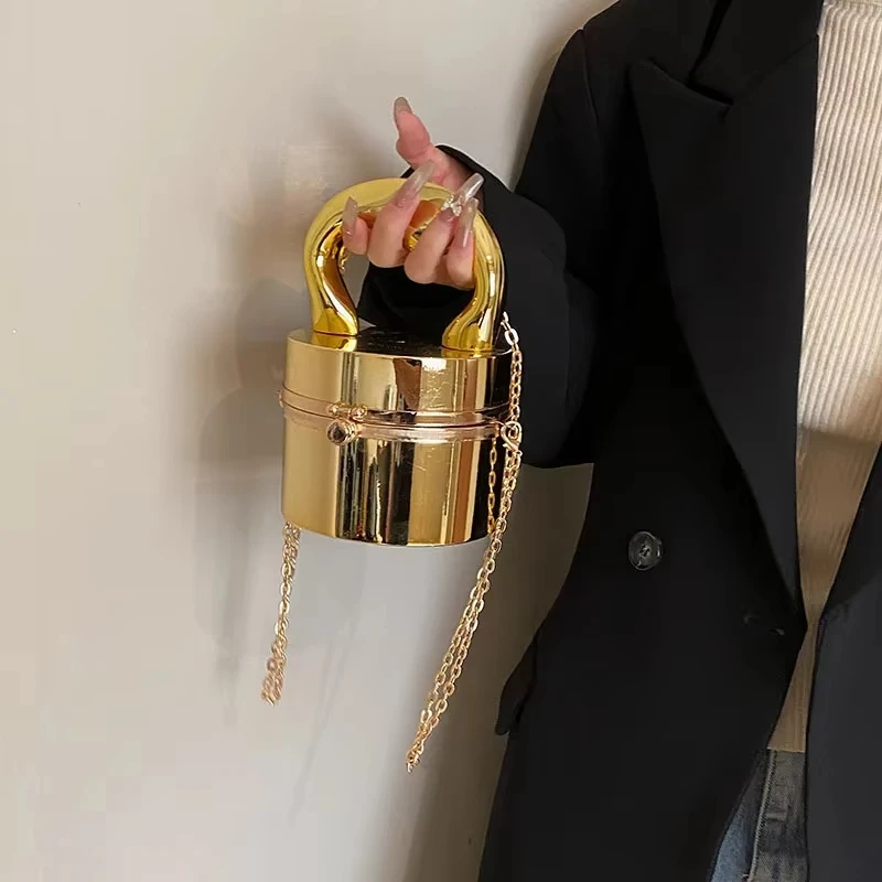 2025 New Arrival Gold Box Handbag Fashion Shiny Women Party Evening Luxury Clutch Hand Bags For Women Metal Chain Messenge Purse
2025 New Arrival Gold Box Handbag Fashion Shiny Women Party Evening Luxury Clutch Hand Bags For Women Metal Chain Messenge Purse