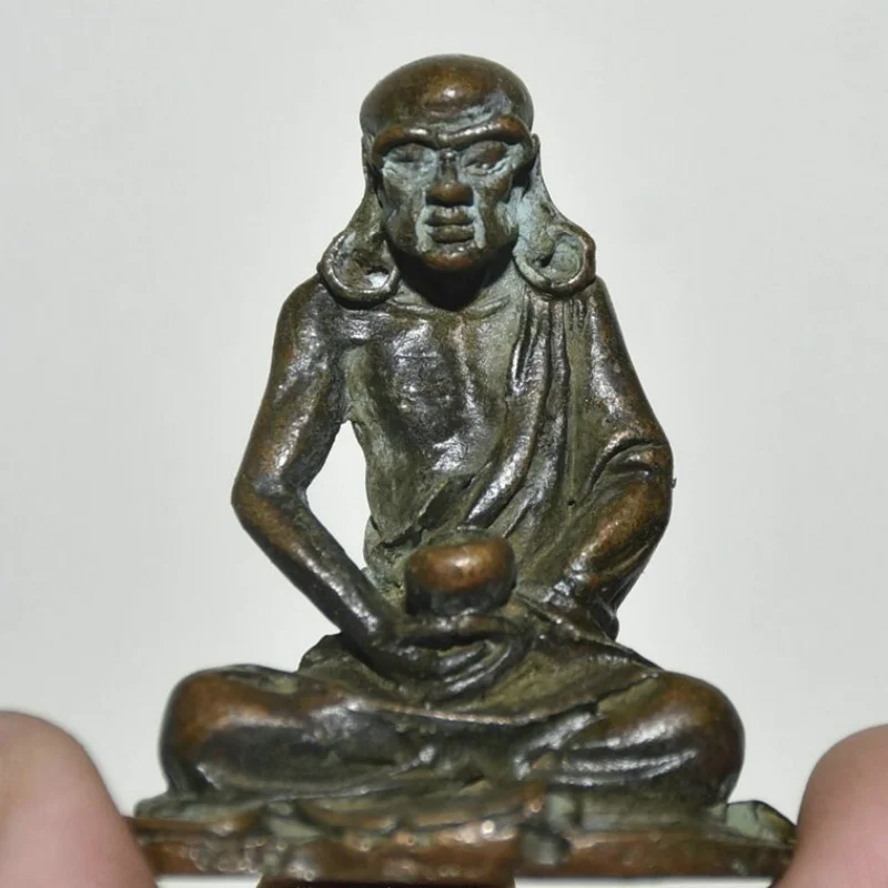 2" Old Chinese Buddhism Pure Copper Buddhism Sit Buddha Sculpture statue
2" Old Chinese Buddhism Pure Copper Buddhism Sit Buddha Sculpture statue