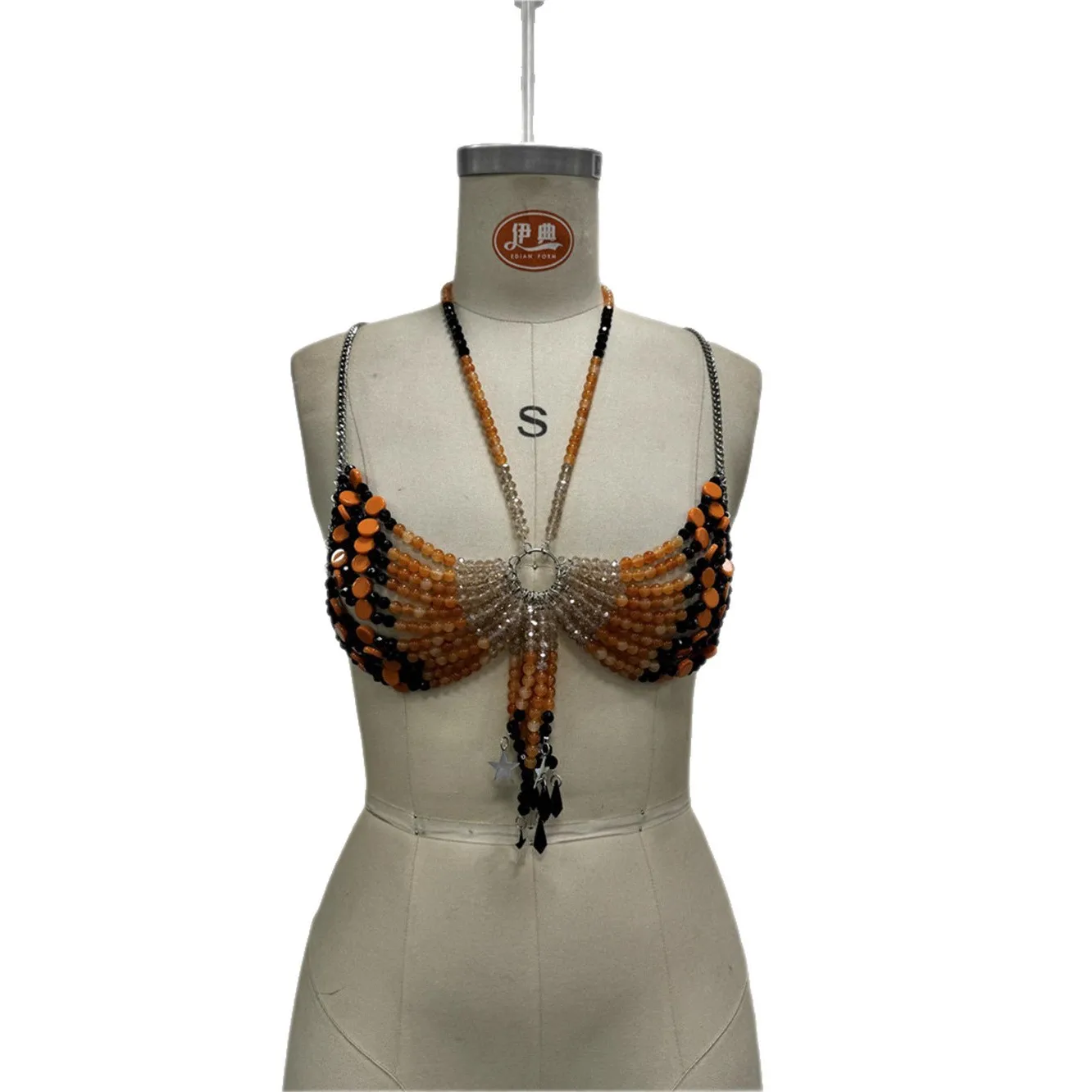 Европейские и американские цепочки для тела ручной работы с бисером, универсальная верхняя одежда, укороченный топ для ночных клубов, изысканный топ с цепочкой на шее
Европейские и американские цепочки для тела ручной работы с бисером, универсальная верхняя одежда, укороченный топ для ночных клубов, изысканный топ с цепочкой на шее