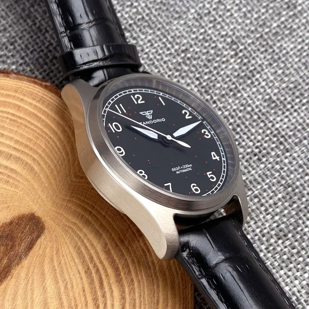 Tandorio 39mm Pilot Watches for Men 200M Waterproof Black Dial Brushed Case Japan NH35A Movement Automatic Diving Clock New
Tandorio 39mm Pilot Watches for Men 200M Waterproof Black Dial Brushed Case Japan NH35A Movement Automatic Diving Clock New