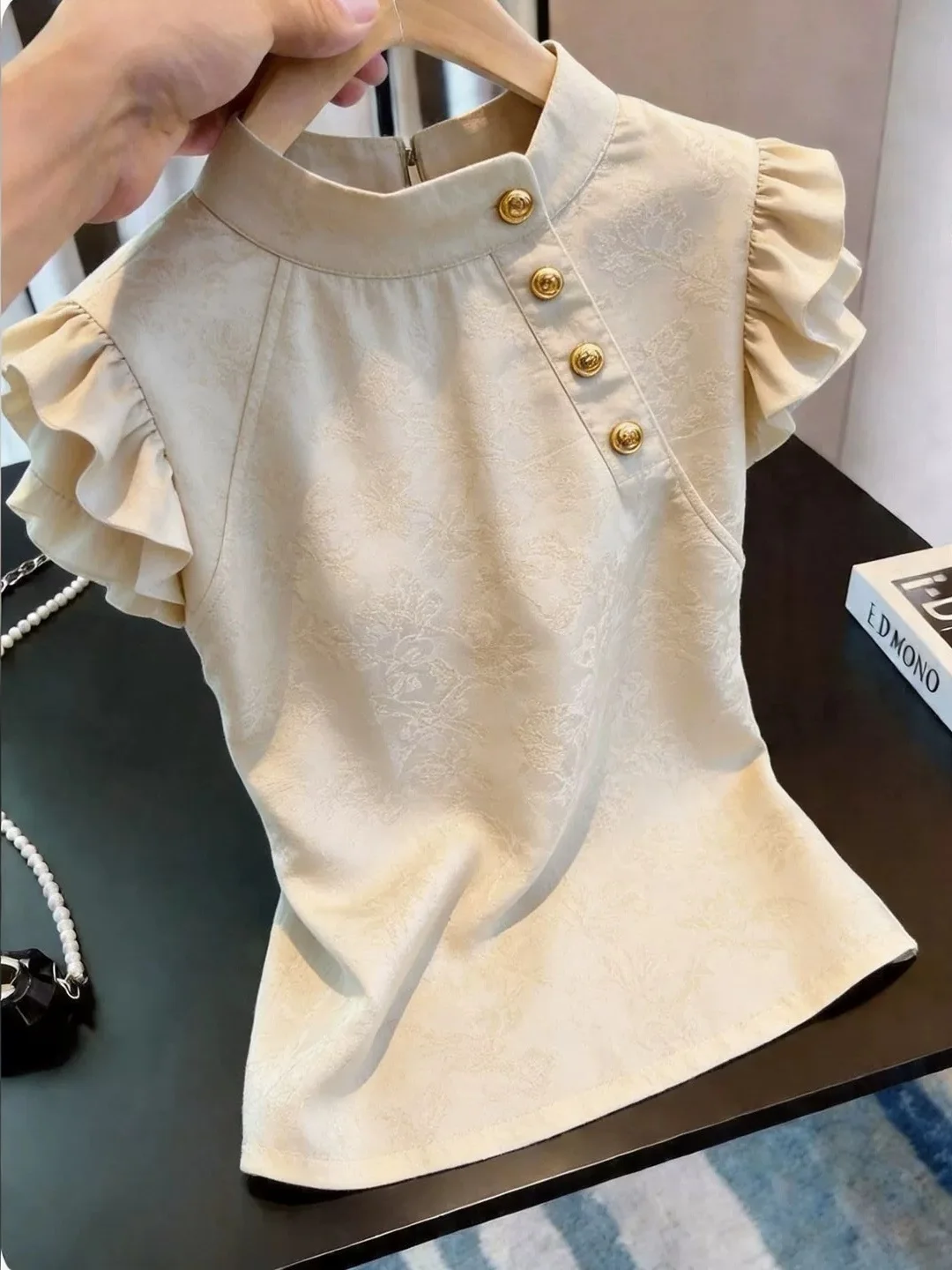 Elegant Commuter Style Shirt Women's Fashionable Sleeveless Sun Protection Top Slimming Design Straight Cut Summer 2026
Elegant Commuter Style Shirt Women's Fashionable Sleeveless Sun Protection Top Slimming Design Straight Cut Summer 2026