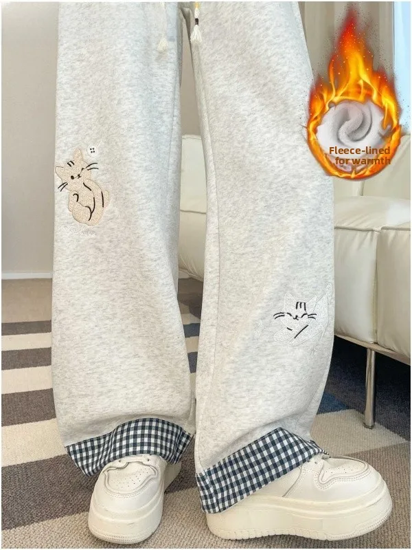 Женские широкие брюки с высокой талией на флисовой подкладке, осенне-зимние, теплые, спортивные, повседневные, в корейском стиле, с вышивкой
Женские широкие брюки с высокой талией на флисовой подкладке, осенне-зимние, теплые, спортивные, повседневные, в корейском стиле, с вышивкой