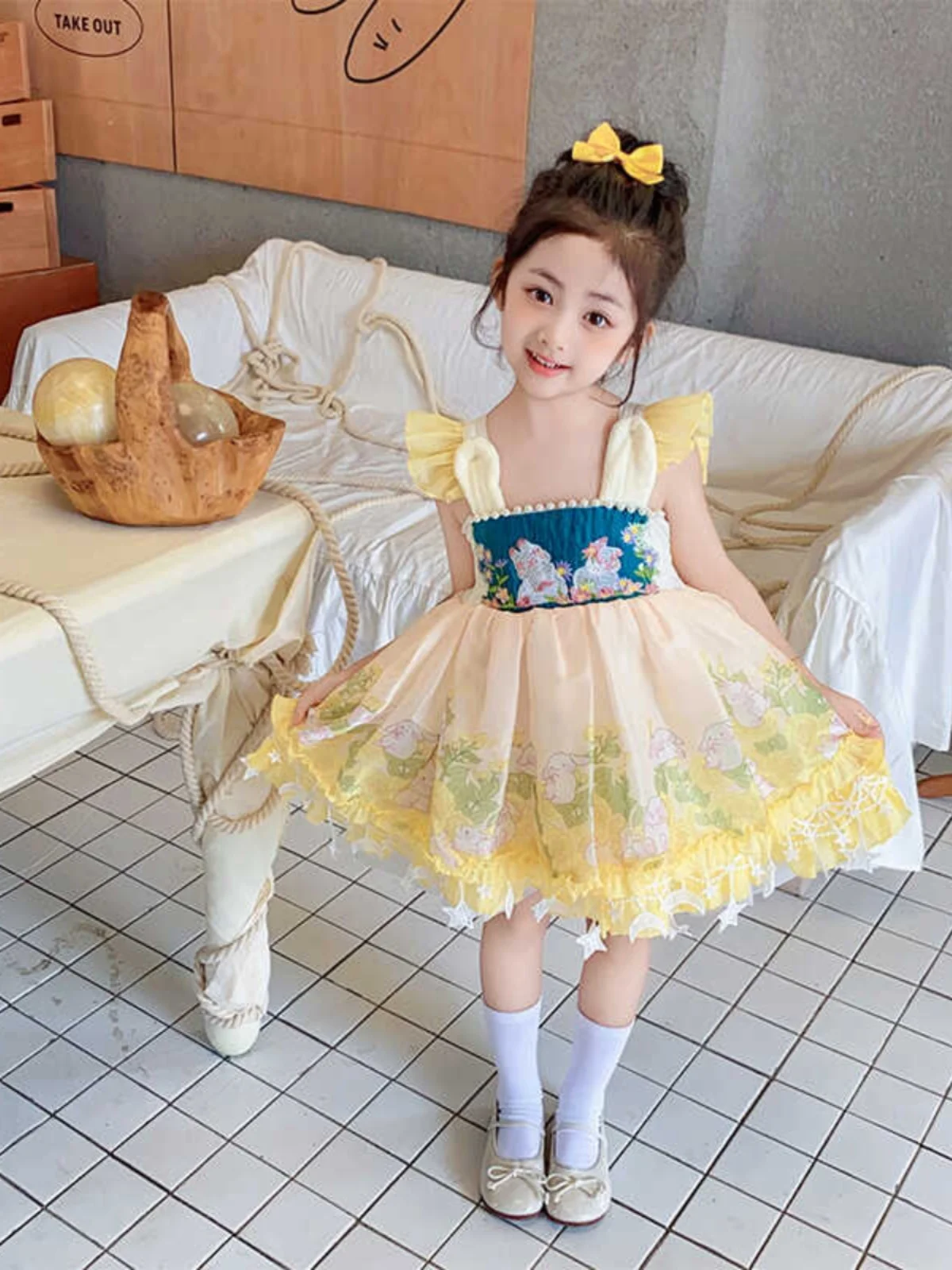 Girls Hanfu Dress Rabbit Lantern Skirt Puffy Baby Doll Style Lolita Gown High Waist Spring Summer Autumn Season Wear
Girls Hanfu Dress Rabbit Lantern Skirt Puffy Baby Doll Style Lolita Gown High Waist Spring Summer Autumn Season Wear