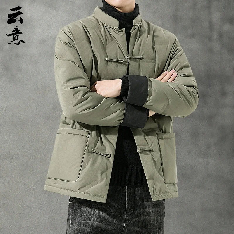 Мужская зимняя утепленная короткая пуховая куртка с воротником-стойкой, повседневная, в стиле ретро, больших размеров, в китайском стиле, верхняя одежда, модная, городская
Мужская зимняя утепленная короткая пуховая куртка с воротником-стойкой, повседневная, в стиле ретро, больших размеров, в китайском стиле, верхняя одежда, модная, городская