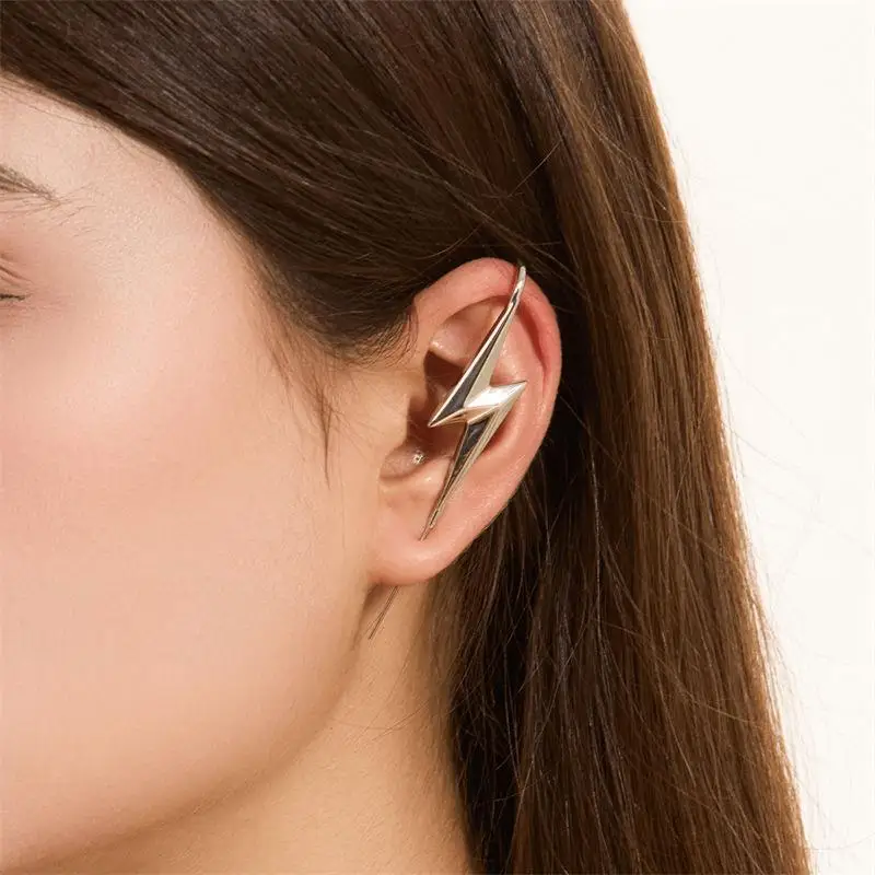 Unique Punk Sle Lightning Ear Studs Faionable Trendy ex Pierced Ear Hooks Hip Hop Punk Earrings Faion Jewelry
Unique Punk Sle Lightning Ear Studs Faionable Trendy ex Pierced Ear Hooks Hip Hop Punk Earrings Faion Jewelry