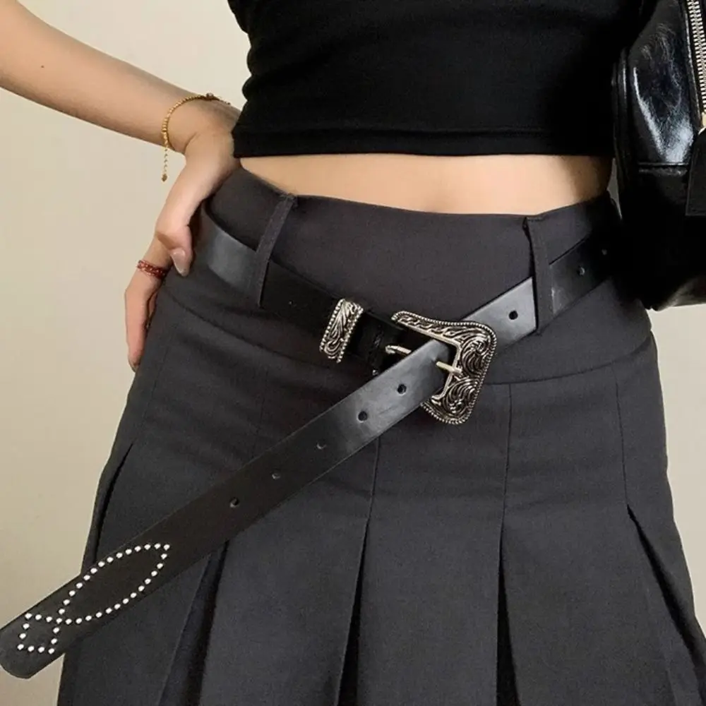 Retro Pu Leather Punk Style Belt Vintage Carving Y2K Jeans Belt Streetwear Metal Buckle Women's Waist Belt Party
Retro Pu Leather Punk Style Belt Vintage Carving Y2K Jeans Belt Streetwear Metal Buckle Women's Waist Belt Party