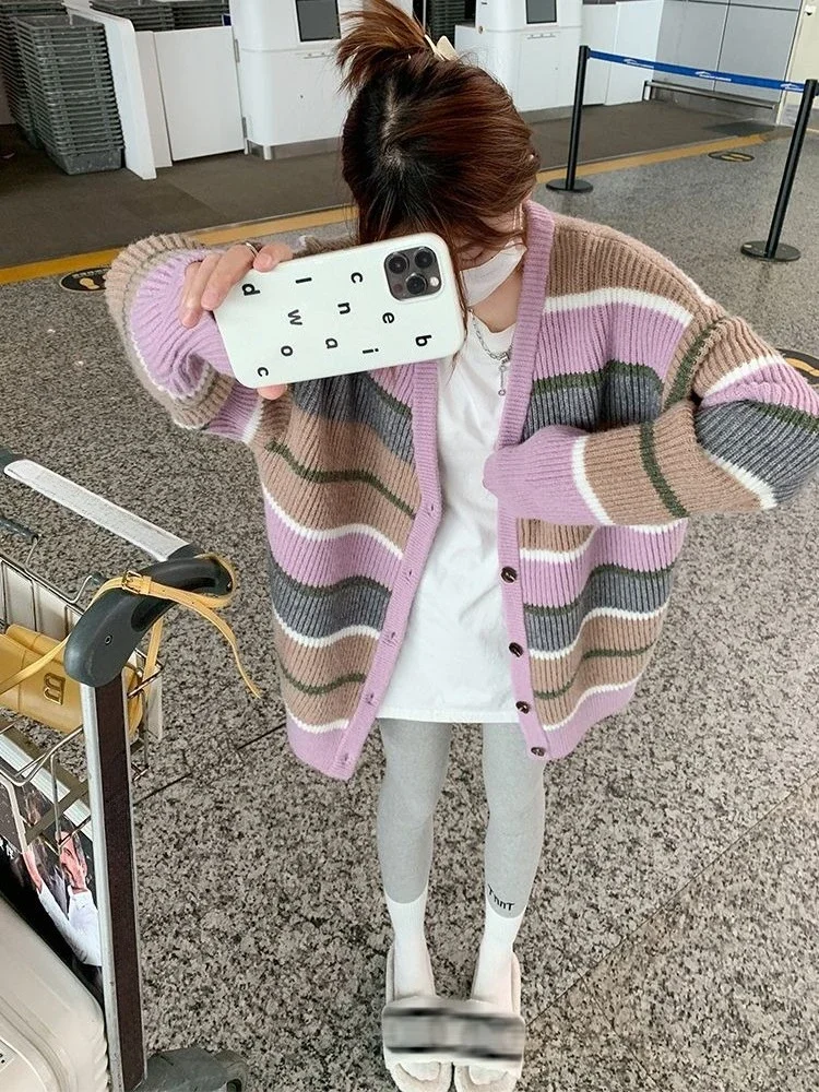 Slouchy Knit Women's Striped V-neck Cardigan Loose Thickened Spring Autumn Korean Ins Lazy Coat
Slouchy Knit Women's Striped V-neck Cardigan Loose Thickened Spring Autumn Korean Ins Lazy Coat