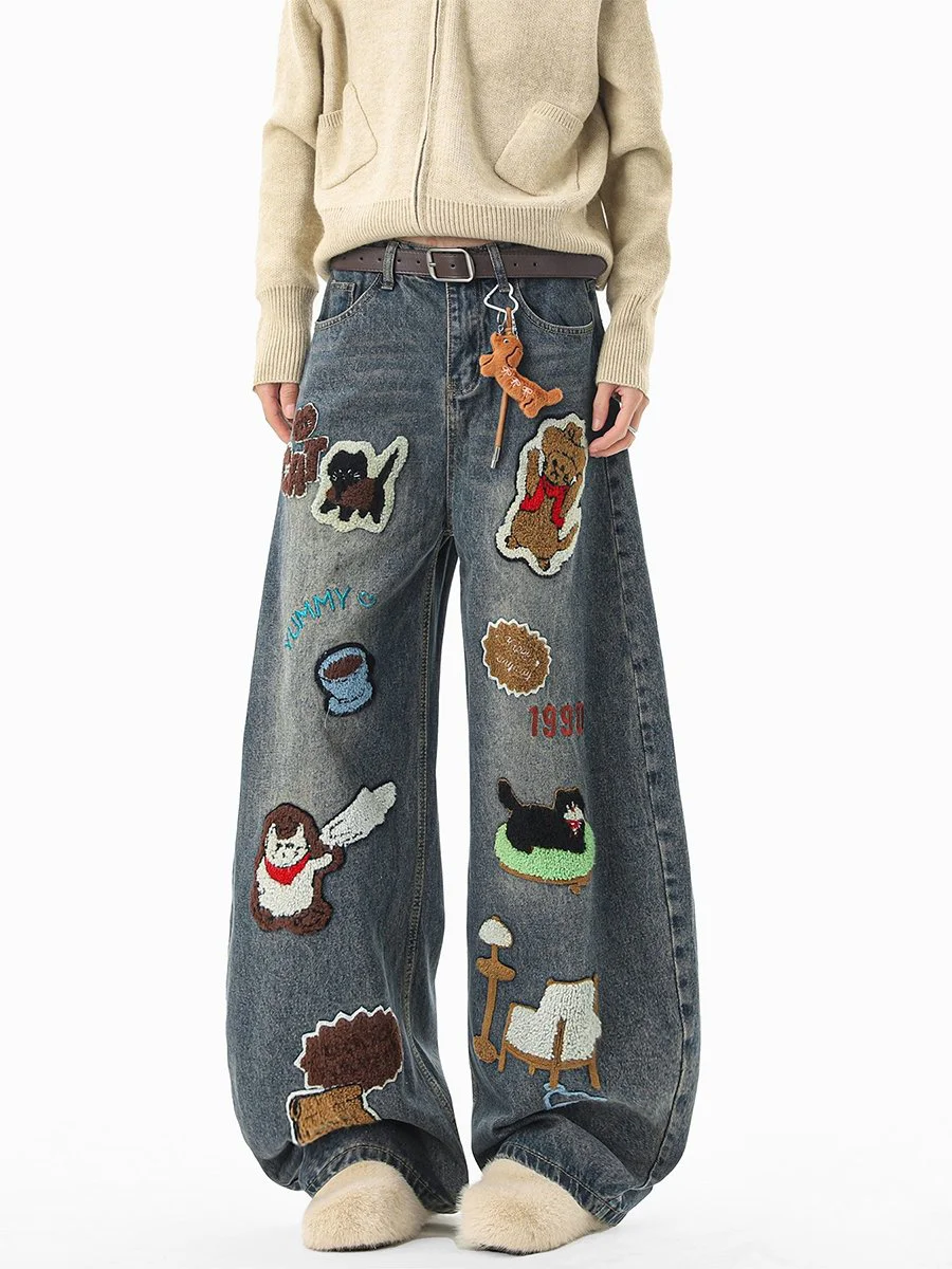 American Cartoon Embroidered Knife Loose Fit Wide Leg Men's Jeans Casual Straight Cut Trousers for Spring Autumn
American Cartoon Embroidered Knife Loose Fit Wide Leg Men's Jeans Casual Straight Cut Trousers for Spring Autumn