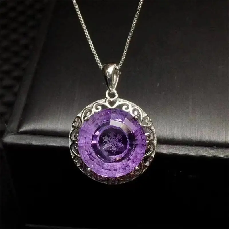 18MM Natural Amethyst Snowflake Carving Pendant Creative Ornament Special Gift Jewelry Decoration Gift
18MM Natural Amethyst Snowflake Carving Pendant Creative Ornament Special Gift Jewelry Decoration Gift