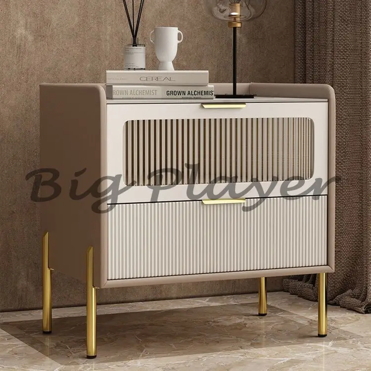 Прикроватная тумбочка премиум-класса, современный светильник, роскошный, из массива дерева, итальянский, простой для хранения, ультраузкая кровать, кожаный умный боковой шкаф для спальни
Прикроватная тумбочка премиум-класса, современный светильник, роскошный, из массива дерева, итальянский, простой для хранения, ультраузкая кровать, кожаный умный боковой шкаф для спальни