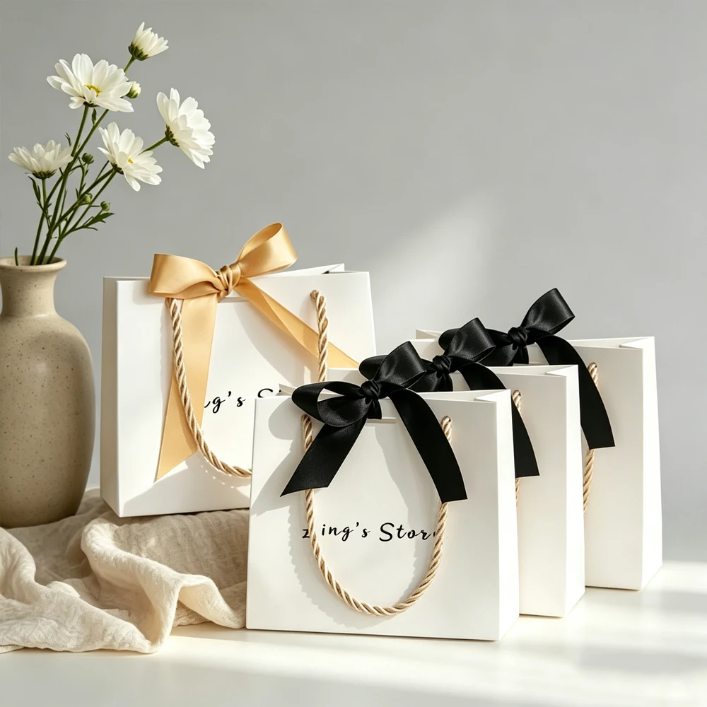 100Pcs Customized Jewelry Paper Handle Bag Perfume Cosmetic Makeup Shopping Gift Packaging Pouch Candy Boutique Keychain Storage
100Pcs Customized Jewelry Paper Handle Bag Perfume Cosmetic Makeup Shopping Gift Packaging Pouch Candy Boutique Keychain Storage