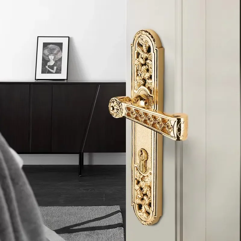 Luxury Villa All Bronze Carving Hollow Design Gold Interior Lock Door Handle
Luxury Villa All Bronze Carving Hollow Design Gold Interior Lock Door Handle