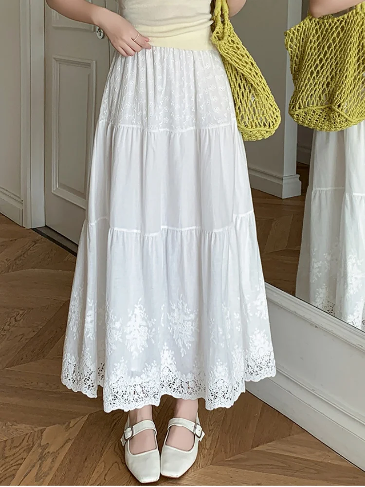 New French Lace Hollow Out Flower White Mid Length Skirt Women's Spring Summer Elastic Waist Embroidered Flowers Cake Skirt
New French Lace Hollow Out Flower White Mid Length Skirt Women's Spring Summer Elastic Waist Embroidered Flowers Cake Skirt