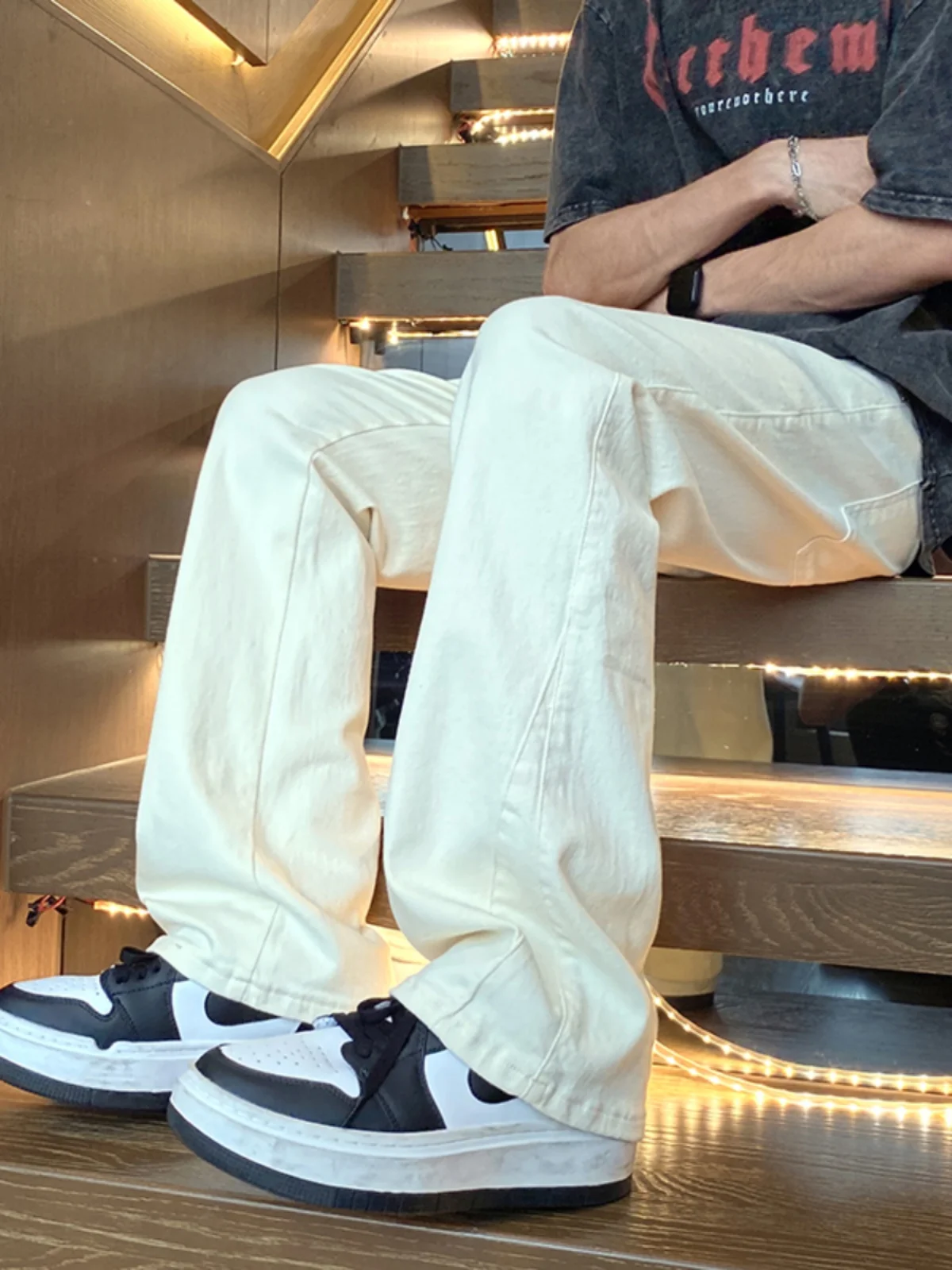 Белые мужские летние тонкие прямые джинсы Cleanfit, свободные американские уличные утягивающие брюки-клеш, молодежная модная одежда, Resi...
Белые мужские летние тонкие прямые джинсы Cleanfit, свободные американские уличные утягивающие брюки-клеш, молодежная модная одежда, Resi...