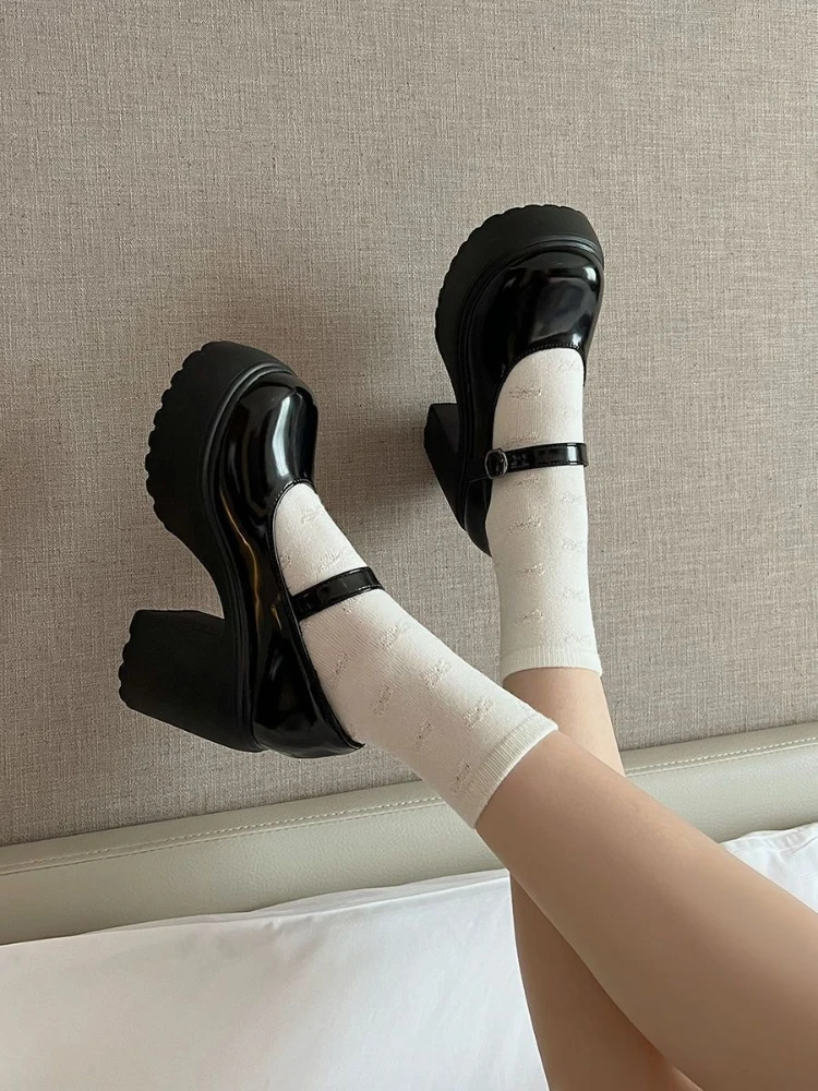 Women's White Mary Janes 2026 New Fall Winter Chunky Heel Platform Pumps Fashion Trend Shoes for Small Feet PU Leather
Women's White Mary Janes 2026 New Fall Winter Chunky Heel Platform Pumps Fashion Trend Shoes for Small Feet PU Leather