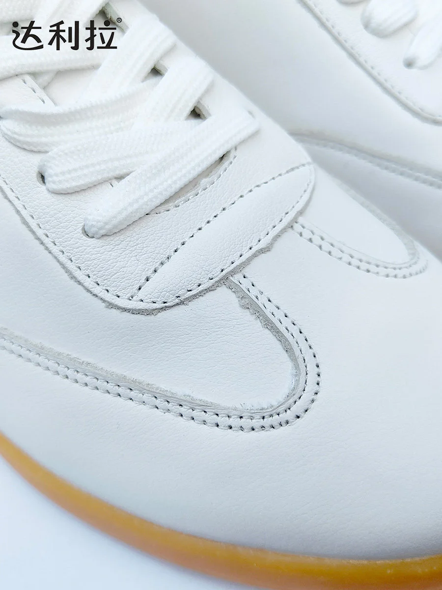 Casual Running Summer Fashion Anti-slip Hiking Mesh Sneakers Men's Women's Trainers Trendy Multicolor Sneakers Couple Sneakers
Casual Running Summer Fashion Anti-slip Hiking Mesh Sneakers Men's Women's Trainers Trendy Multicolor Sneakers Couple Sneakers