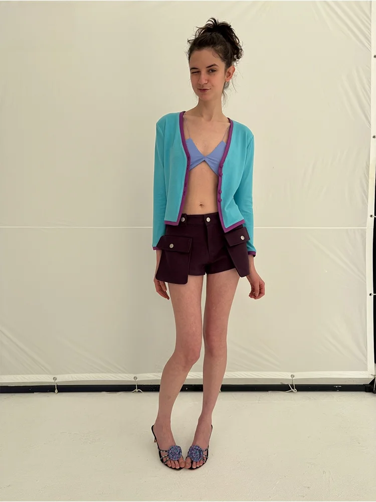 Женский кардиган Dopane Color Blo Fce с эластичной отделкой, облегающий, модный, базовый, открытый, в корейском стиле, для повседневной носки, с длинными рукавами
Женский кардиган Dopane Color Blo Fce с эластичной отделкой, облегающий, модный, базовый, открытый, в корейском стиле, для повседневной носки, с длинными рукавами