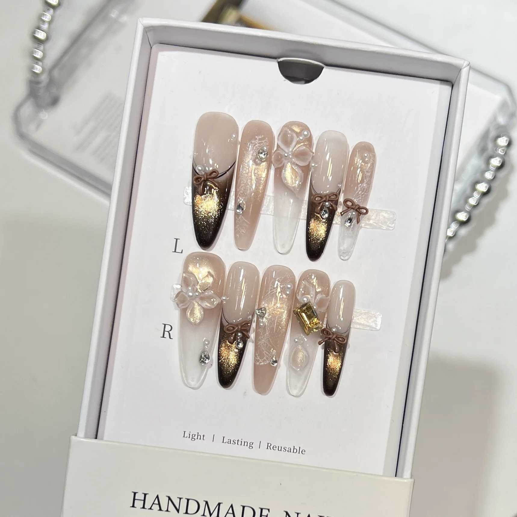 10pcs French Tip Press on Nails Long Almond Handmade Cat Eye Nail Art 3D Flower Bow False Nails Rhinestone Butterfly Fake Nails
10pcs French Tip Press on Nails Long Almond Handmade Cat Eye Nail Art 3D Flower Bow False Nails Rhinestone Butterfly Fake Nails