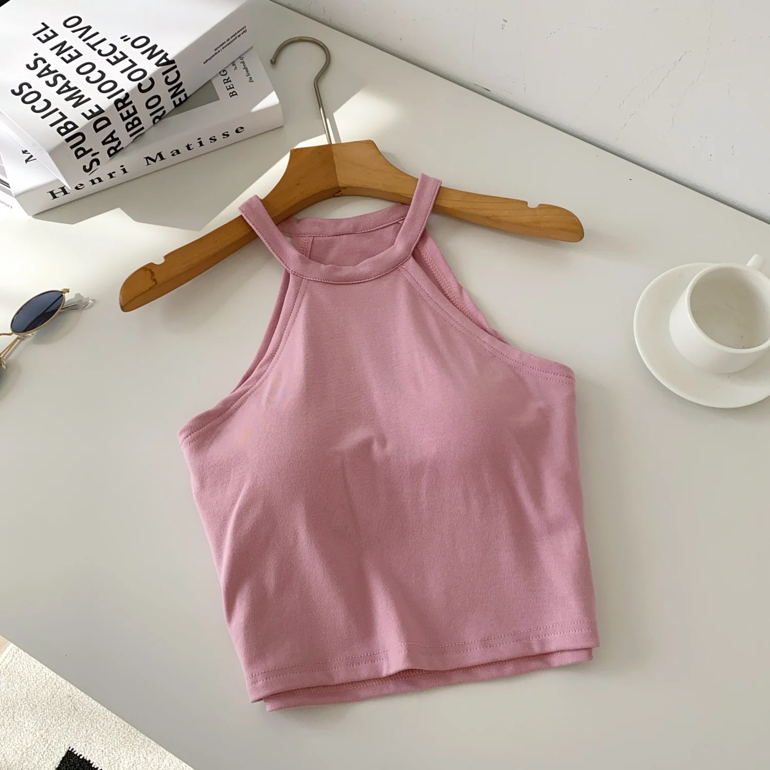 Women Chic sleeveless halter Backless Corset Bustier Off Shoulder Basic Sexy Korean Fashion Summer Women Crop Top
Women Chic sleeveless halter Backless Corset Bustier Off Shoulder Basic Sexy Korean Fashion Summer Women Crop Top