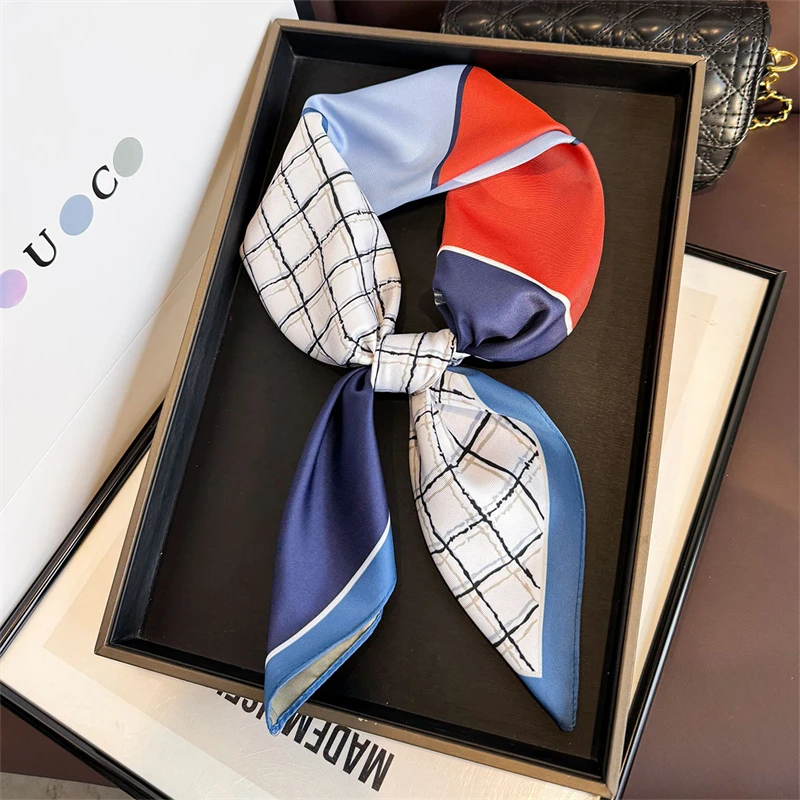 Luxury2025 Brand Square Scarf Design Double Side Shawl Wrap 70cm Print Twill Silk Women Hijab Female Foulard Headband Bandana
Luxury2025 Brand Square Scarf Design Double Side Shawl Wrap 70cm Print Twill Silk Women Hijab Female Foulard Headband Bandana