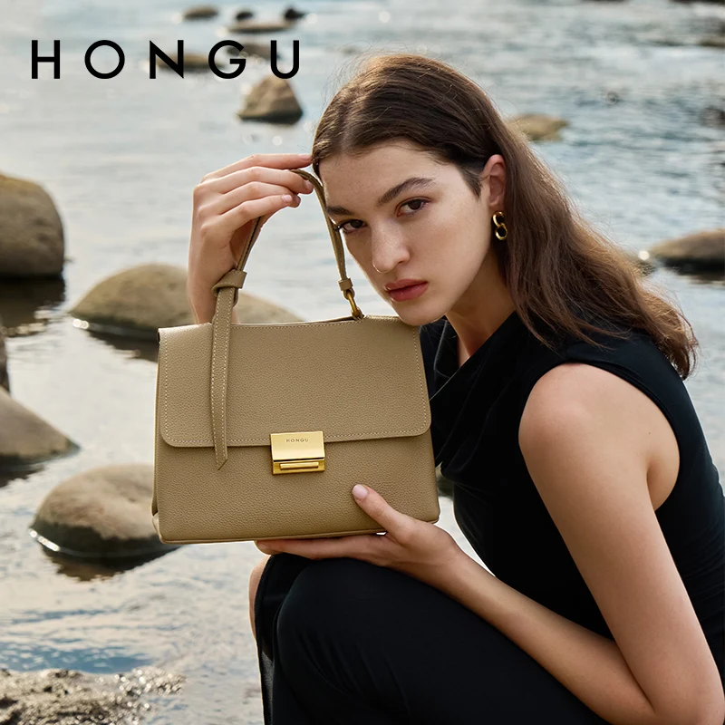 HONGU новая женская офисная сумка-тоут из нержавеющей стали с золотой пряжкой, модная однотонная квадратная сумка, деловая сумка через плечо H5136039
HONGU новая женская офисная сумка-тоут из нержавеющей стали с золотой пряжкой, модная однотонная квадратная сумка, деловая сумка через плечо H5136039