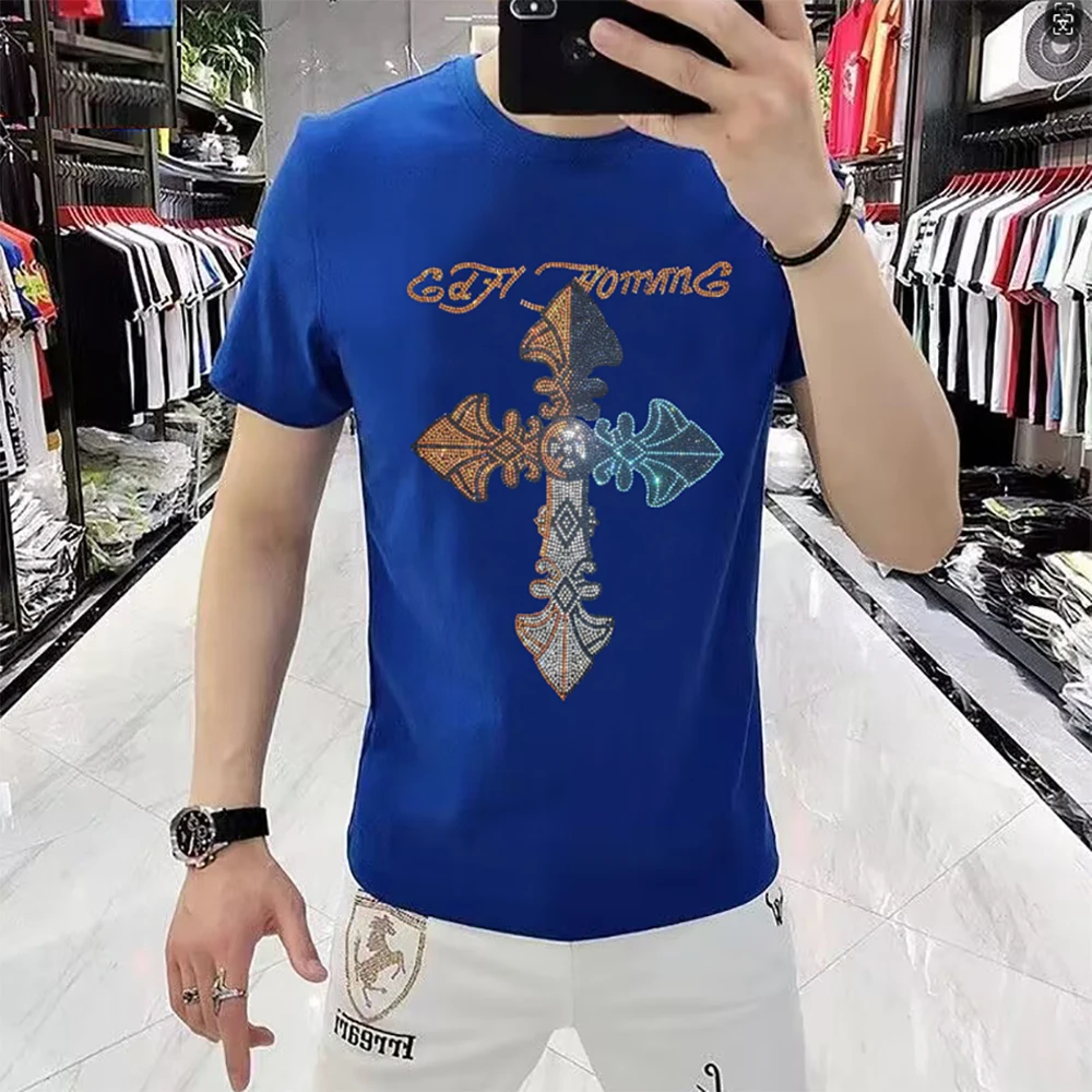 Men's Diamond T-shirt Summer Cross Design Streetwear Male Tees Trendy New Short Sleeved Round Neck Casual Handsome Man Clothing
Men's Diamond T-shirt Summer Cross Design Streetwear Male Tees Trendy New Short Sleeved Round Neck Casual Handsome Man Clothing