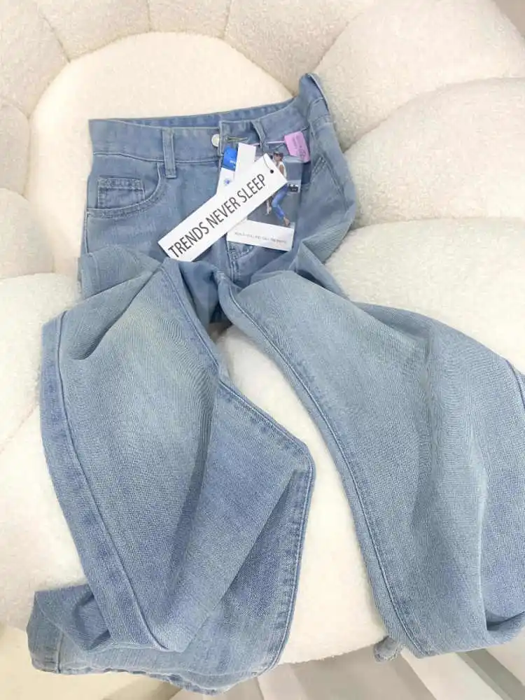 Summer Women's Wide Leg Jeans Fashion Women Washed High Waist Loose Denim Trousers Casual Versatile Pants Thin Style
Summer Women's Wide Leg Jeans Fashion Women Washed High Waist Loose Denim Trousers Casual Versatile Pants Thin Style 