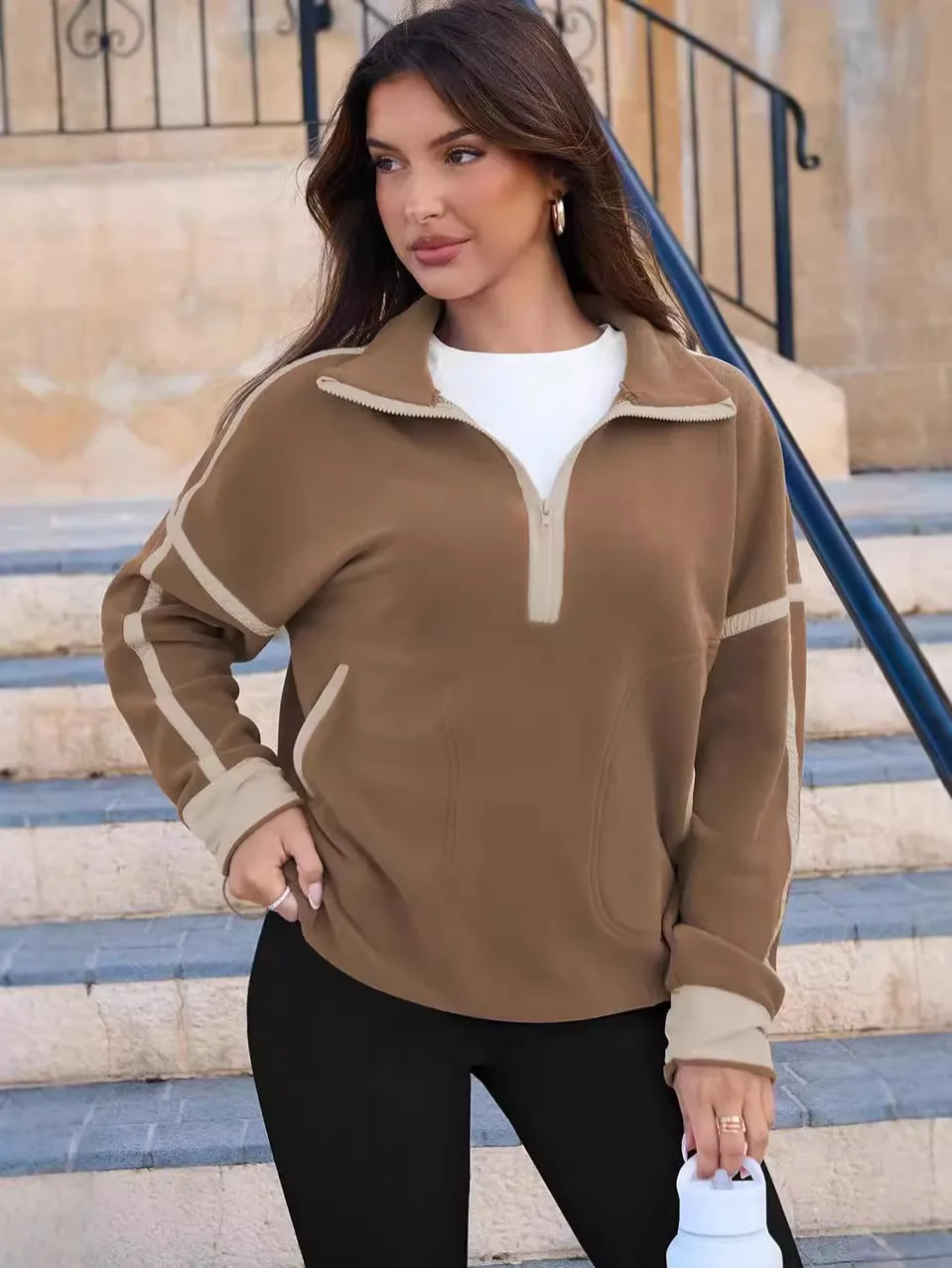 2026 Notched Collar Autumn-Winter Jacket Coat Fashion Outdoor Lamb Fleece Cardigan Zipper Coat
2026 Notched Collar Autumn-Winter Jacket Coat Fashion Outdoor Lamb Fleece Cardigan Zipper Coat