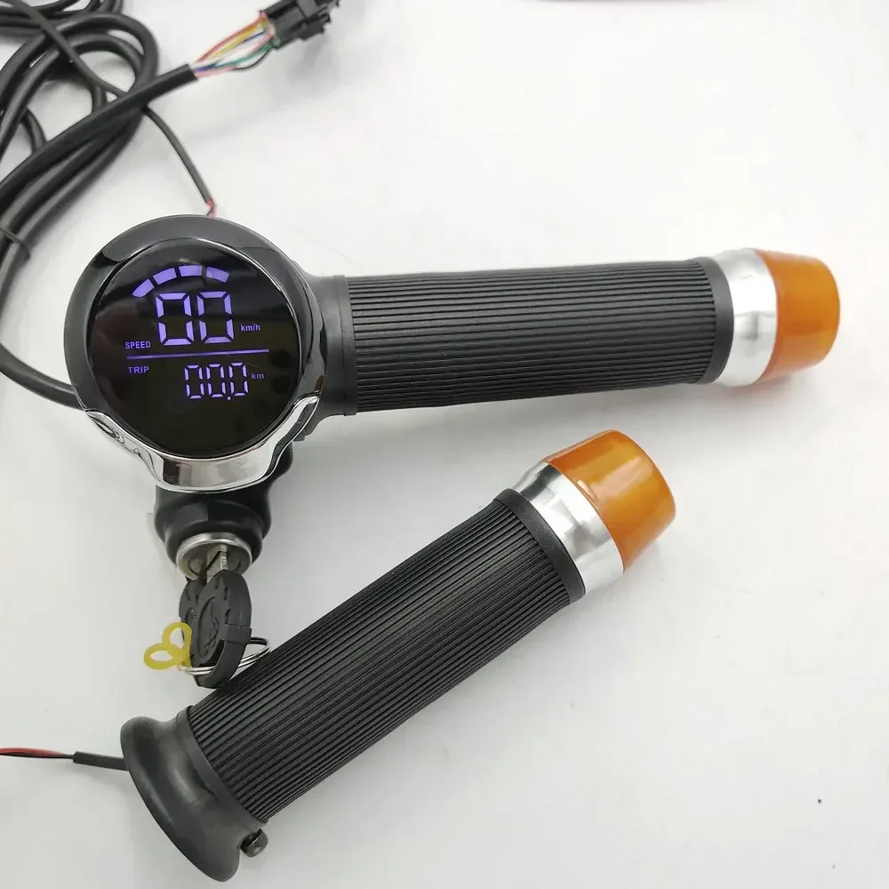 24v36v48v60v Speed Voltage Battery Indicator Odometer Rotary Accelerator With Lock+display+turn Signal Electric Bicycle Scooter
24v36v48v60v Speed Voltage Battery Indicator Odometer Rotary Accelerator With Lock+display+turn Signal Electric Bicycle Scooter