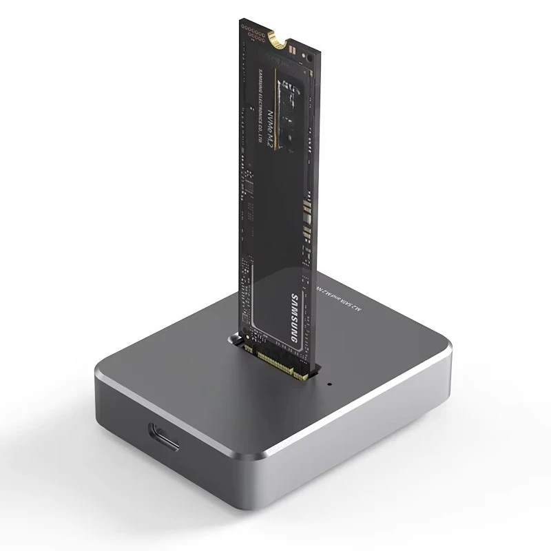 EE1 NGFF NVME M.2 SSD Disk Enclosure NVME/SATA M.2 SSD Adapter Docking Enclosure M2 NVME and SATA SSD Enclosure Docking Station
EE1 NGFF NVME M.2 SSD Disk Enclosure NVME/SATA M.2 SSD Adapter Docking Enclosure M2 NVME and SATA SSD Enclosure Docking Station