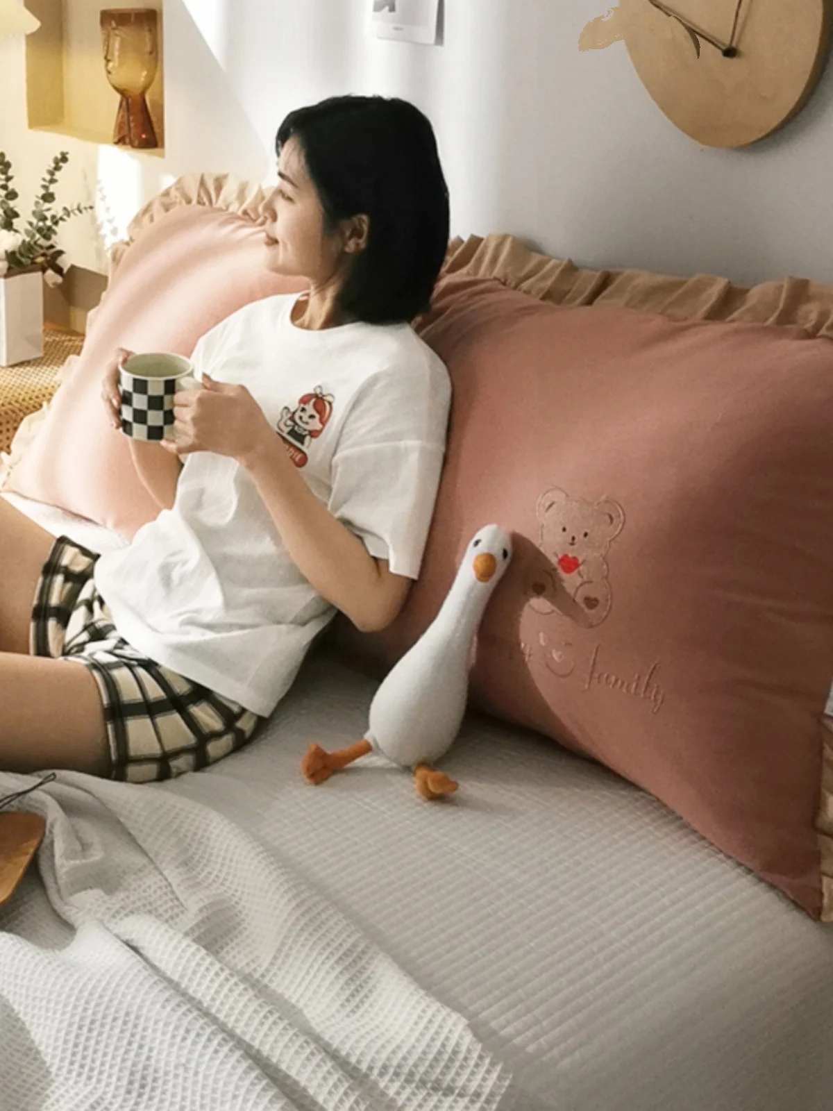 Large Backrest Pillow Cotton Bedside Princess Bed Headboard Soft Covered Pillow Children's Lumbar Support Pillow Tatami
Large Backrest Pillow Cotton Bedside Princess Bed Headboard Soft Covered Pillow Children's Lumbar Support Pillow Tatami