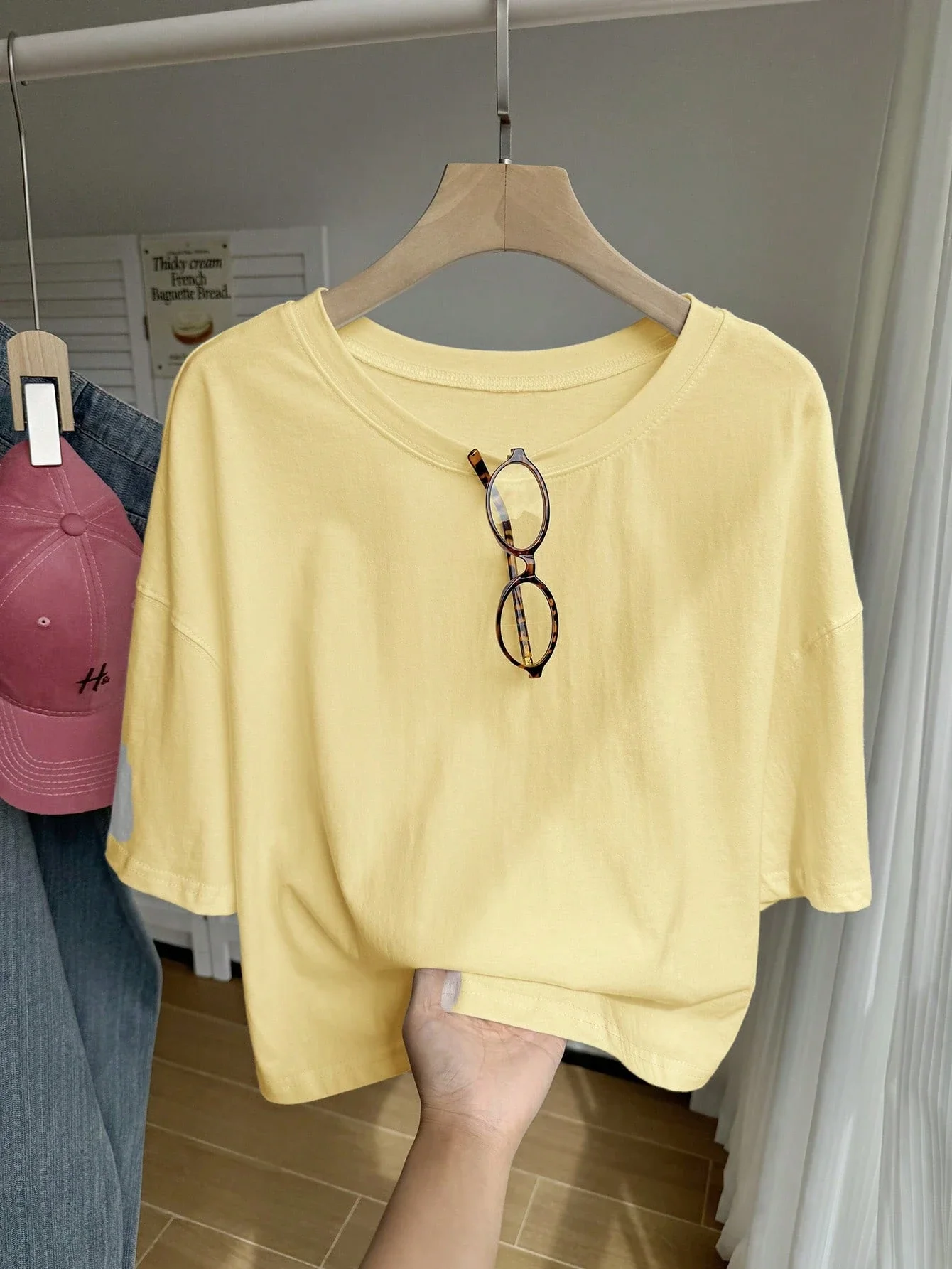Plus Size Solid Color Drop Shoulder Casual Short Sleeve T-Shirt Yellow Women Summer Top
Plus Size Solid Color Drop Shoulder Casual Short Sleeve T-Shirt Yellow Women Summer Top