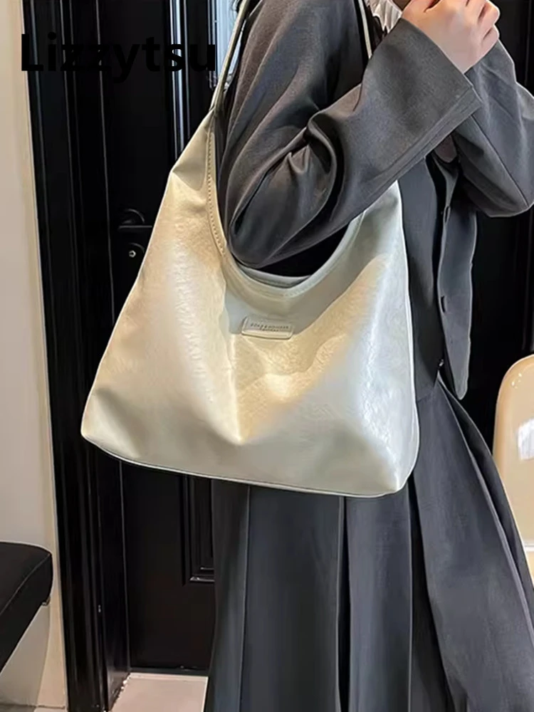 Lizzytsu элегантный дизайн, роскошные сумки-ведра из искусственной кожи, винтажная корейская сумка на плечо большой вместимости, женские сумки Easymatch Streetwear 
Lizzytsu элегантный дизайн, роскошные сумки-ведра из искусственной кожи, винтажная корейская сумка на плечо большой вместимости, женские сумки Easymatch Streetwear