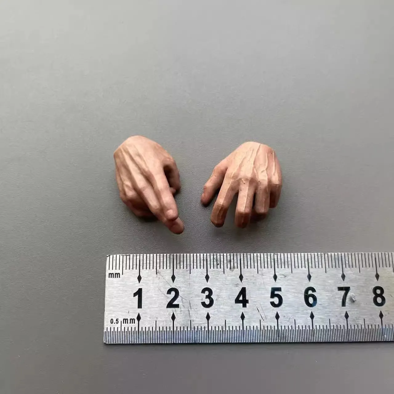 1/6 Soldier Accessories Guitar Posture Playing Hand Type Model Toy Fit 12'' Action Figure Doll Body In Stock
1/6 Soldier Accessories Guitar Posture Playing Hand Type Model Toy Fit 12'' Action Figure Doll Body In Stock