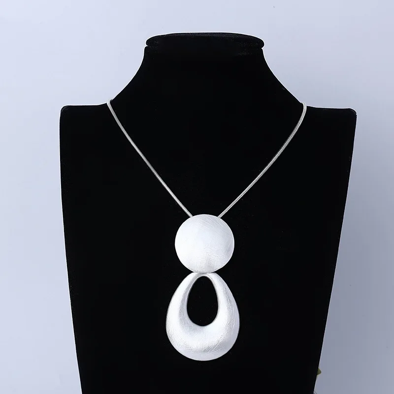 Kaseakia Round Water Drop Metal Pendant Sweater Chain Long Necklace for Women
Kaseakia Round Water Drop Metal Pendant Sweater Chain Long Necklace for Women