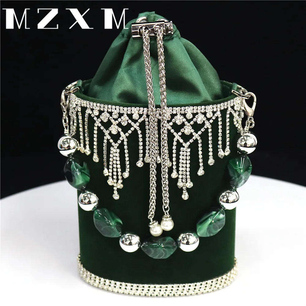 Latest Style Women's Shoulder Bag Cylinder PU Leather Bucket Crossbody Casual Metal Drawstring Design Handbag Party Evening
Latest Style Women's Shoulder Bag Cylinder PU Leather Bucket Crossbody Casual Metal Drawstring Design Handbag Party Evening