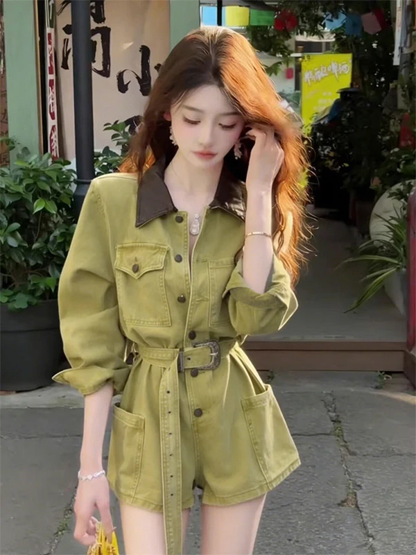 Cool Casual Green Overall Pants Women's Fashionable High Waist Flip Collar Spring Summer New Style Korean Version Short Pants
Cool Casual Green Overall Pants Women's Fashionable High Waist Flip Collar Spring Summer New Style Korean Version Short Pants