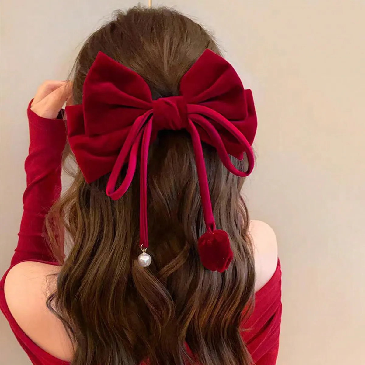 1Pcs Red Velvet Pearl Ribbon Oversized Bow Clip for Women Dances Headbands Soft Satin Hairpins Hairgrip Fashion Hair Accessories
1Pcs Red Velvet Pearl Ribbon Oversized Bow Clip for Women Dances Headbands Soft Satin Hairpins Hairgrip Fashion Hair Accessories