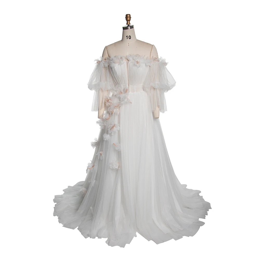 A lineTulle Dress for Photoshoot with Delicate 3D Floral Birthday Gown Bridal Dresses YW250052
A lineTulle Dress for Photoshoot with Delicate 3D Floral Birthday Gown Bridal Dresses YW250052