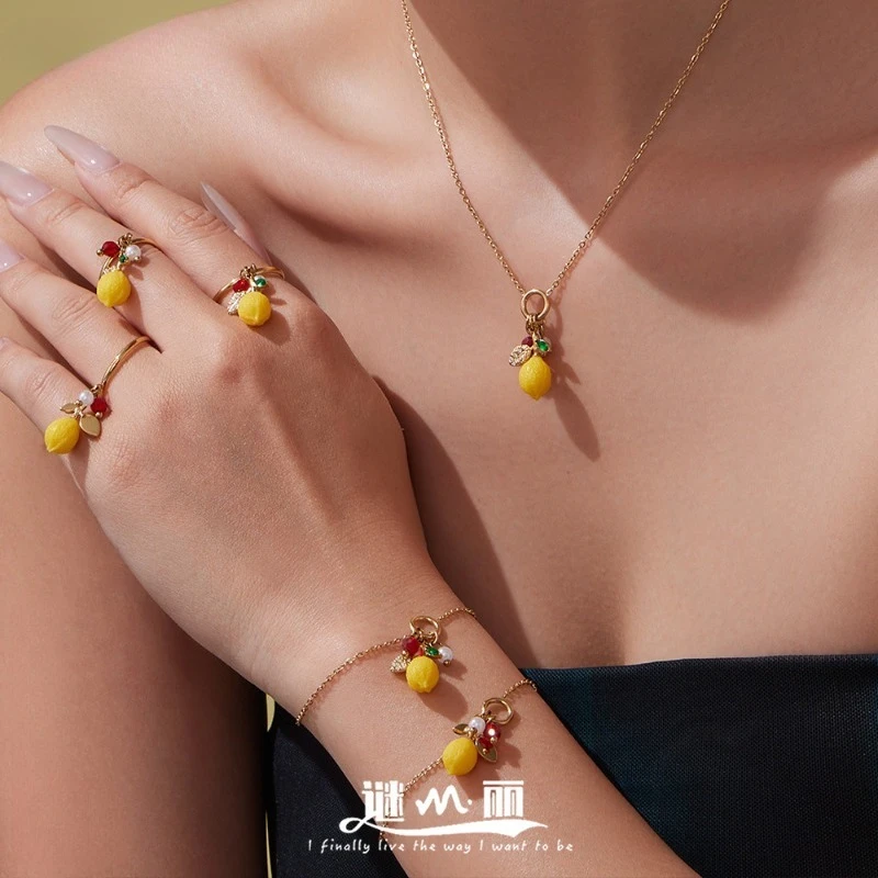HQ Lemon Fruit Jewelry Sets for Women 2025 Trendy Golded Silver Choker Necklace Ring Bracelet Earrings Jewelry Party Accessories
HQ Lemon Fruit Jewelry Sets for Women 2025 Trendy Golded Silver Choker Necklace Ring Bracelet Earrings Jewelry Party Accessories