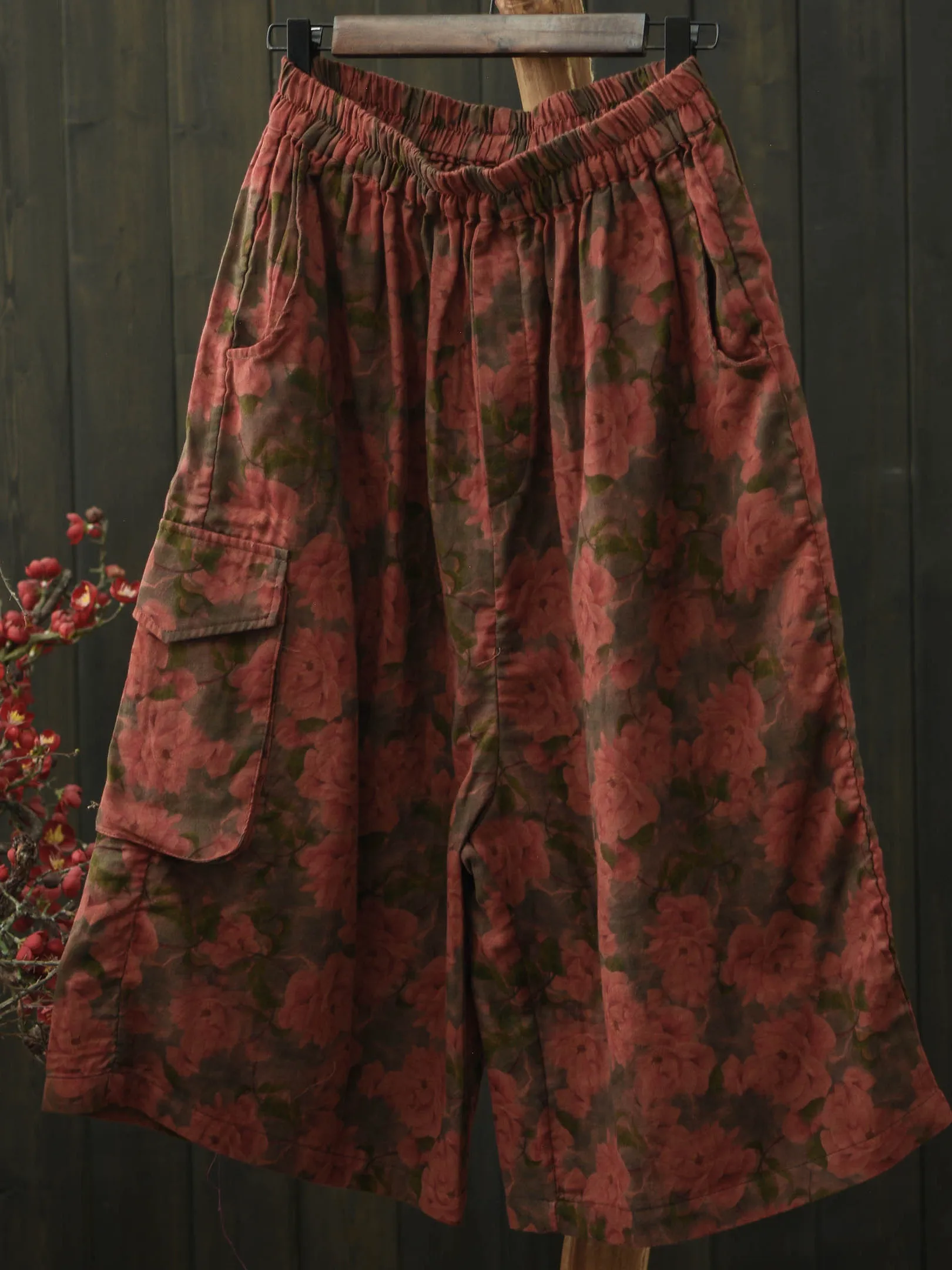 Retro Artistic Print Cotton Wide Leg Pants Loose Fit Seven-Foot Women's Summer Soft Breathable Casual Pants New Style
Retro Artistic Print Cotton Wide Leg Pants Loose Fit Seven-Foot Women's Summer Soft Breathable Casual Pants New Style