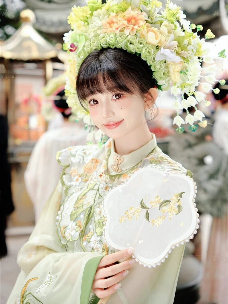 New Arrival Women's Hanfu Costume Ming Dynas Sle Embroidered Ma Face Long irt Stand Collar Button Front Poly Blend Mate...
New Arrival Women's Hanfu Costume Ming Dynas Sle Embroidered Ma Face Long irt Stand Collar Button Front Poly Blend Mate...