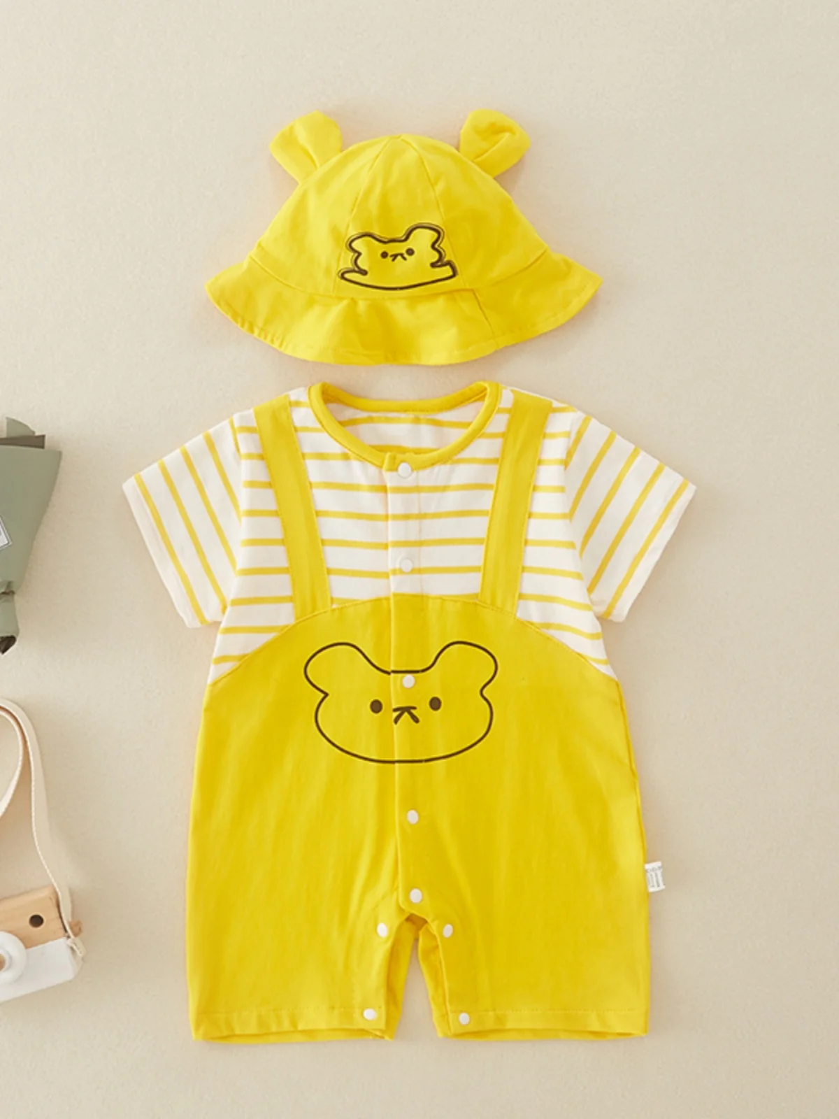 Cute Cartoon Printed Baby Romper Suit Summer Short Sleeve Striped Two-Piece Set Baby Clothes Moon Crawling Suit Trendy Cotton
Cute Cartoon Printed Baby Romper Suit Summer Short Sleeve Striped Two-Piece Set Baby Clothes Moon Crawling Suit Trendy Cotton