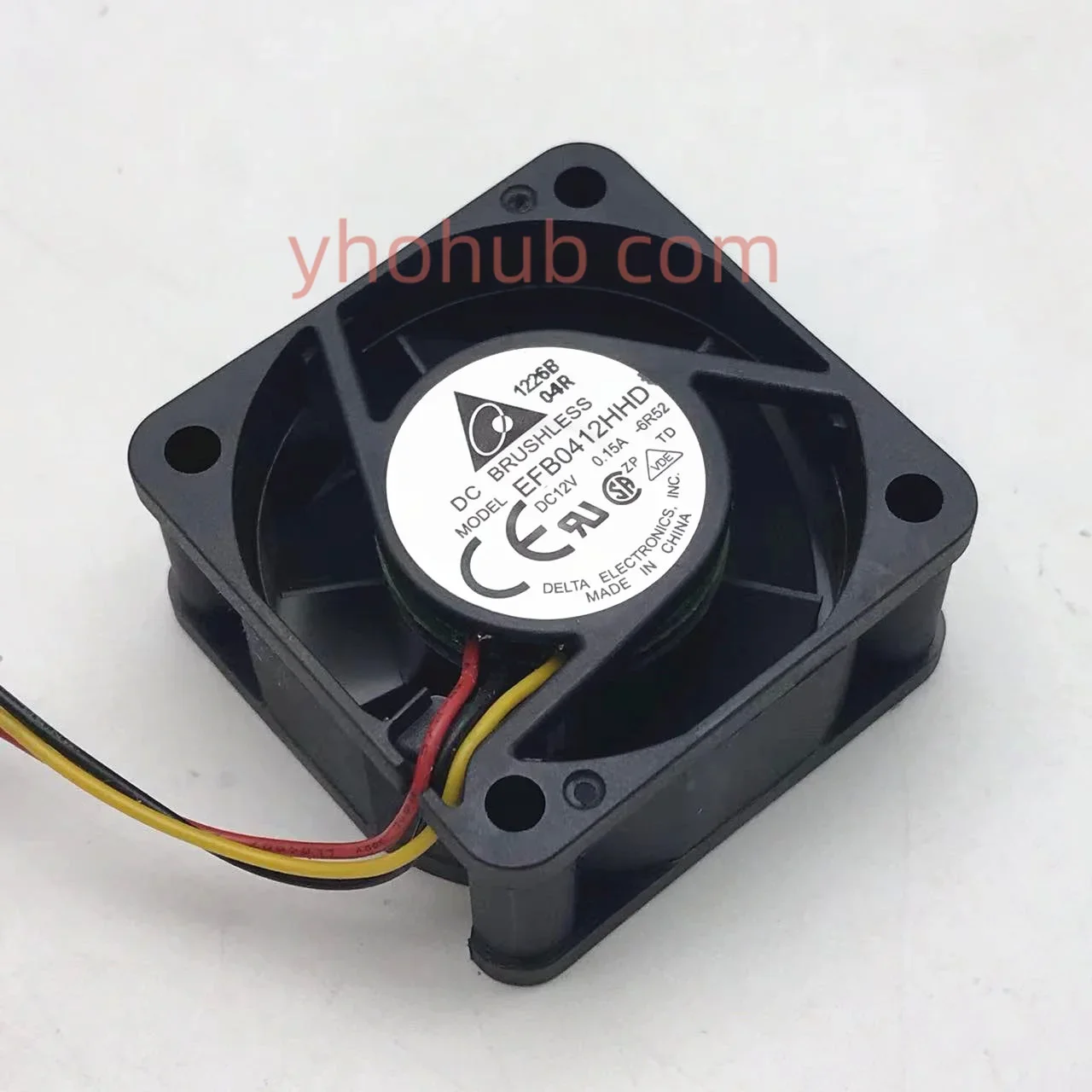Delta Electronics EFB0412HHD 6R52 DC 12V 0.15A 40x40x20mm Server Cooling Fan
Delta Electronics EFB0412HHD 6R52 DC 12V 0.15A 40x40x20mm Server Cooling Fan