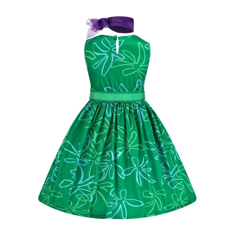 Girl's cute and fun outfit set with sleeveless floral pattern A-line skirt, belt, scarf, suitable for Halloween Cosplay Costumes
Girl's cute and fun outfit set with sleeveless floral pattern A-line skirt, belt, scarf, suitable for Halloween Cosplay Costumes