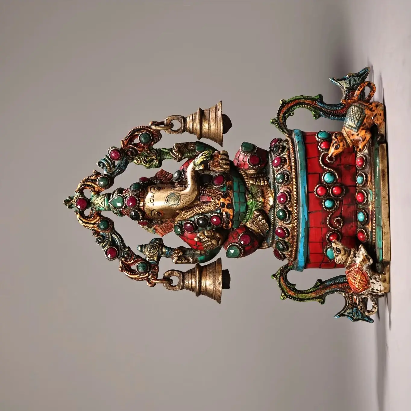 9"Tibetan Temple Collection Old Bronze Painted Outline in gold Mosaic Gem Turquoise Ganesha Buddha Buddha Bell Buddha Terrace
9"Tibetan Temple Collection Old Bronze Painted Outline in gold Mosaic Gem Turquoise Ganesha Buddha Buddha Bell Buddha Terrace