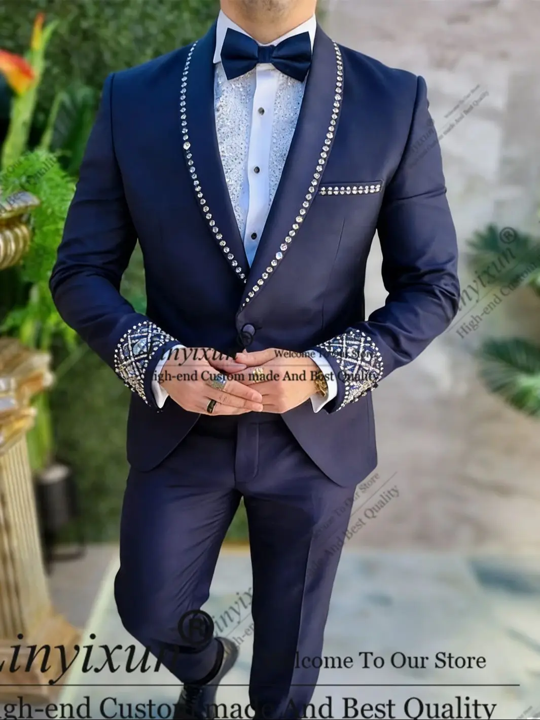 Handsome Diamond Men Suits Customized Beaded Prom Blazers 2 Pieces Sets Formal Party Groom Wedding Slim Tuxedo terno masculino
Handsome Diamond Men Suits Customized Beaded Prom Blazers 2 Pieces Sets Formal Party Groom Wedding Slim Tuxedo terno masculino
